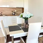 Summer Janet Apartment