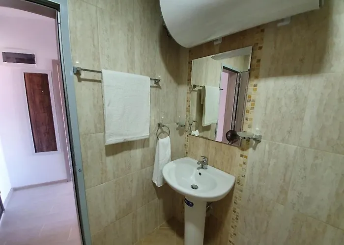 Summer Janet * Obzor