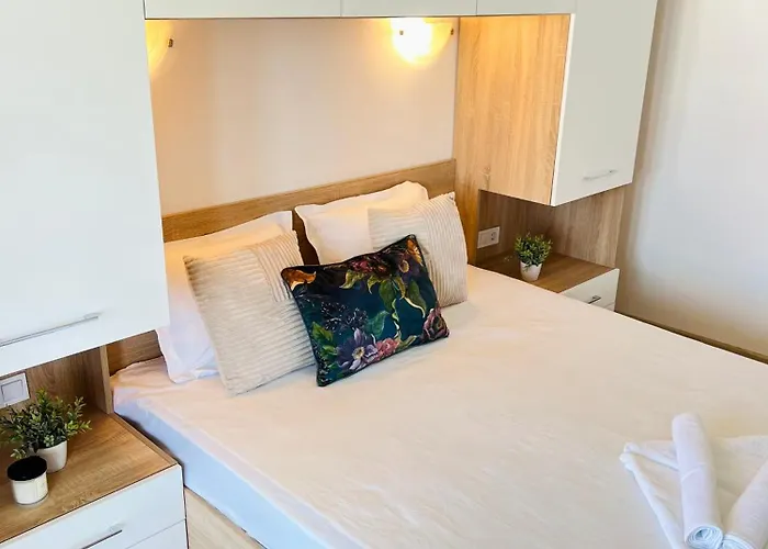 Apartment Summer Janet *